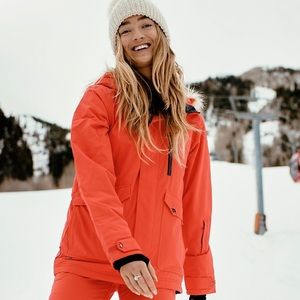 Nikita Hawthorne Ski Jacket in Poppy